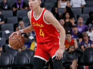 中国篮球历史上最厉害的后卫是谁？