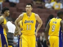 NBA季前赛为何有中国队？一场跨越太平洋的篮球生意与情怀