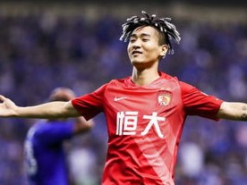 中超积分射手榜最新，争冠格局明朗，金靴争夺白热化
