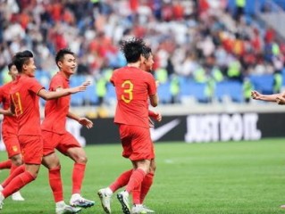 中日足球今天几点开始？一场跨越时区与期待的对决