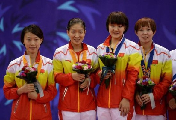 铿锵玫瑰，双冠加冕，记2014年亚运会羽毛球女双冠军