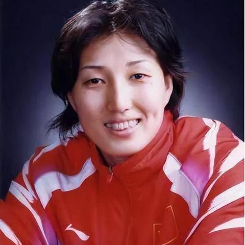 2008年北京奥运会美国女排名单,黄金一代的荣耀与中国情缘 2008年北京奥运会美国女排名单,黄金一代的荣耀与中国情缘