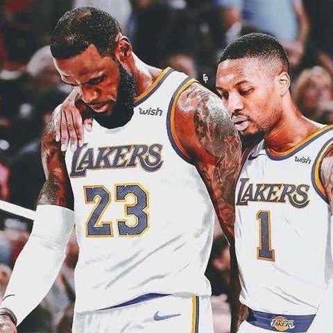 NBA战报，詹姆斯三双湖人加时险胜，库里伤退勇士前景堪忧