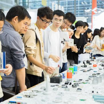 热血与绽放，女子篮球半决赛赛程前瞻，巅峰对决一触即发